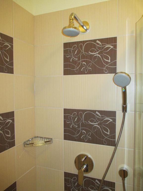 Alpha Apartman Sárvár Sarvar Quarto foto